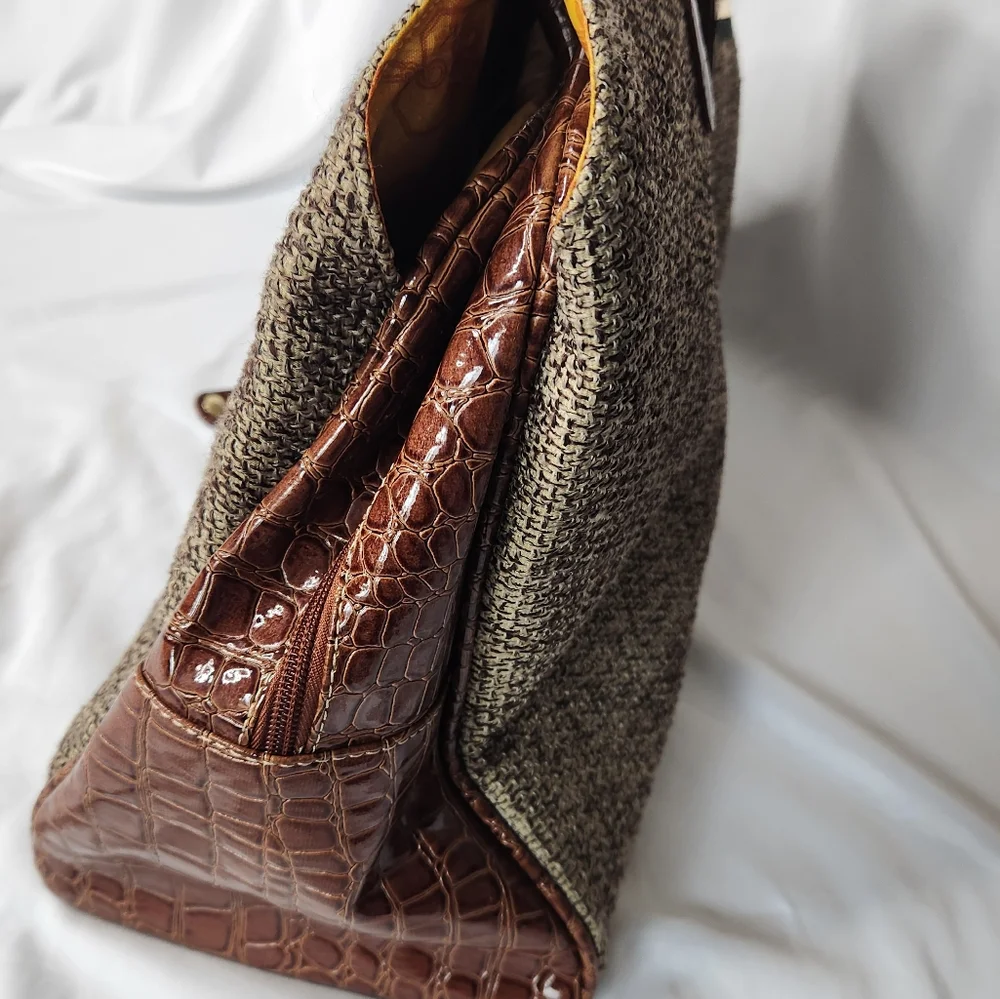 Samantha Brown Womens Metro Travel Bag Tote Croc Embossed